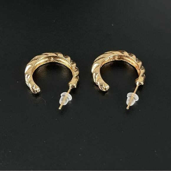 Golden Semi-Hoop Earrings S11, New! - Picture 2 of 4